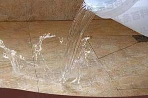 临淄漏水维修 免砸砖防水材料该如何施工